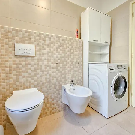 Erika 4 * Novigrad Istria