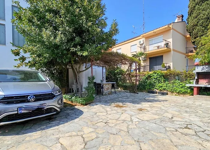 Erika 4 Novigrad Istria