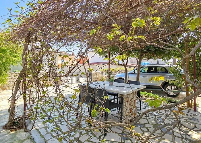 Erika 4 * Novigrad Istria