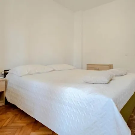 Erika 4 * Novigrad Istria